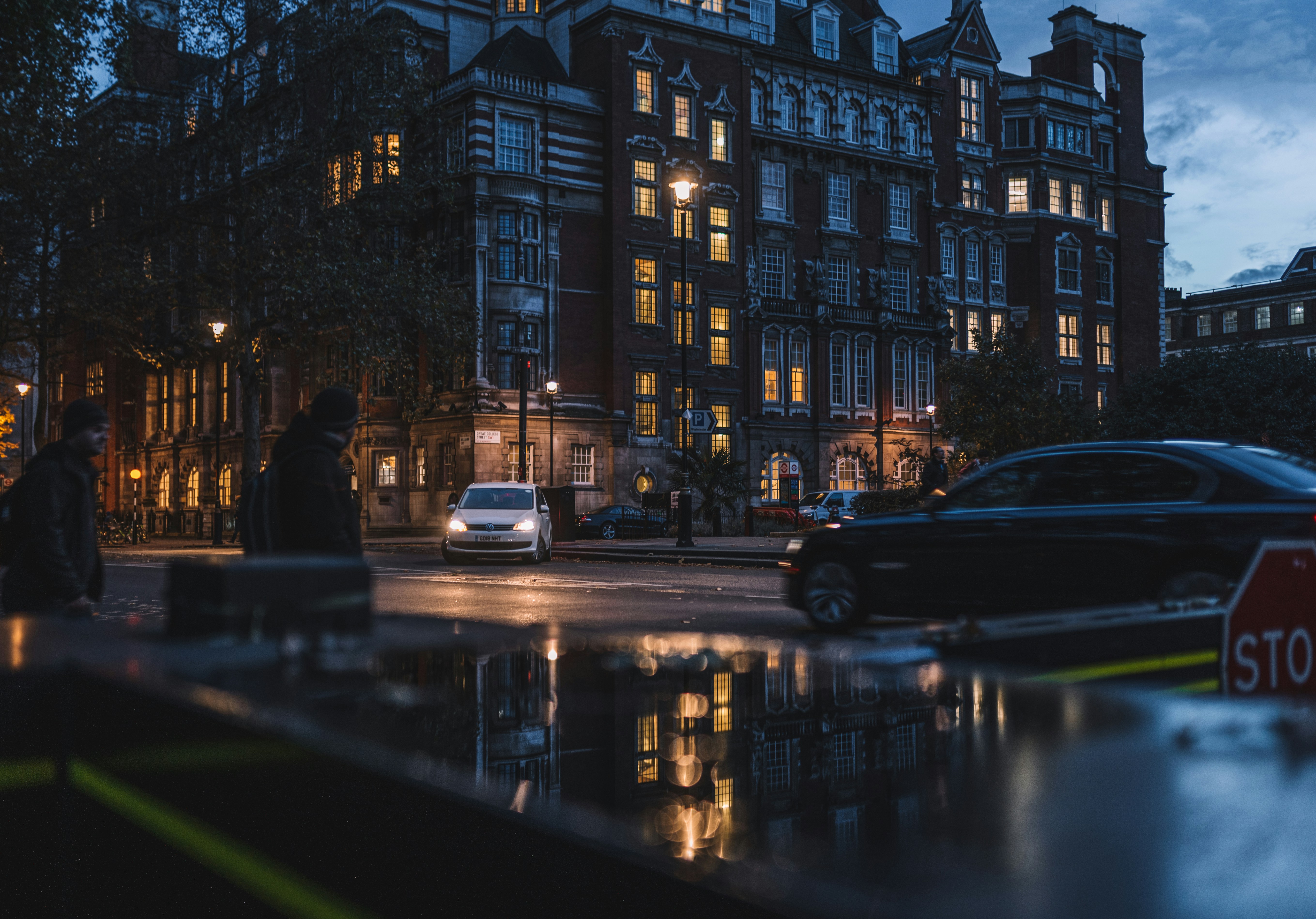 Hotel Parking